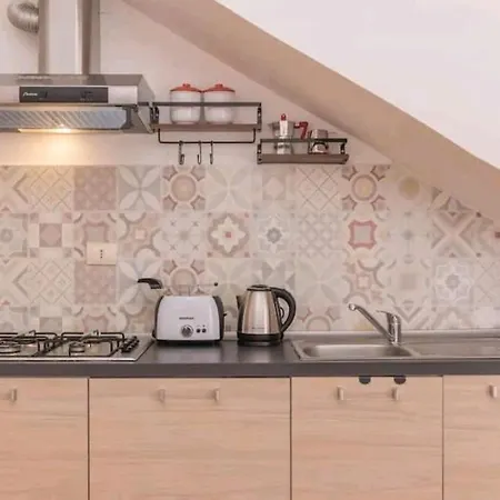 Casa Sheela Luminoso E Raffinato 马达莱纳