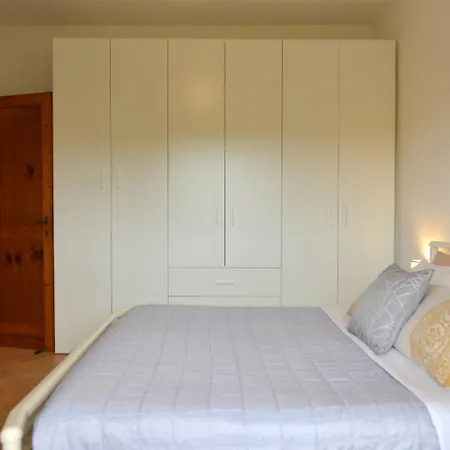 Casa Sheela Luminoso E Raffinato * Λα Μανταλένα
